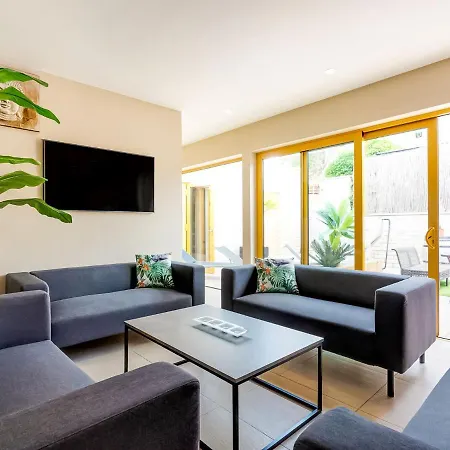 Lush With And Wellness Holiday home *