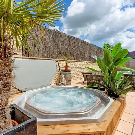 Lush With And Wellness Holiday home